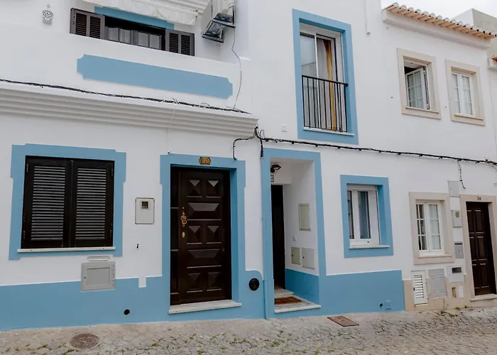 Chez Oasis - Charming By The 度假居