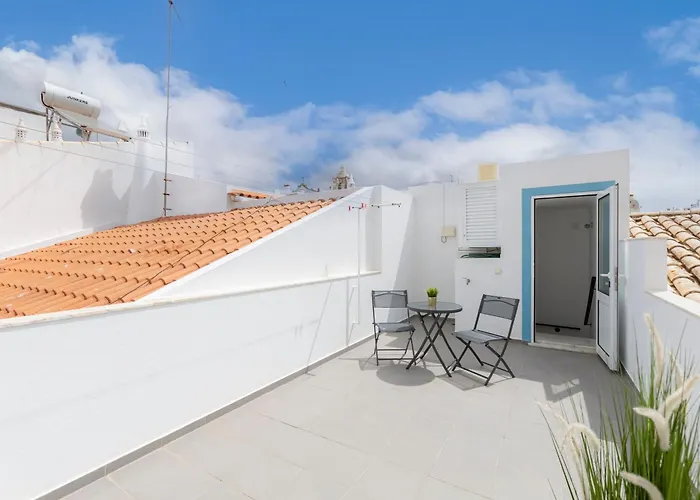 Chez Oasis - Charming By The 度假居