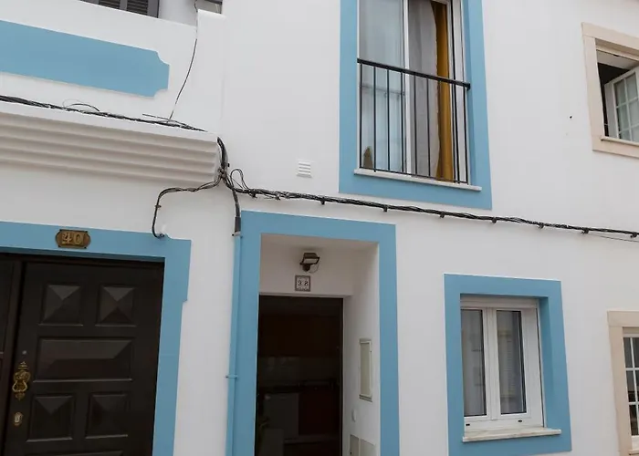 Feriehus Chez Oasis - Charming By The *