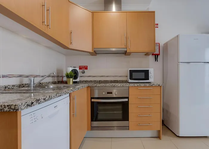 Chez Oasis - Charming By The * Lagos